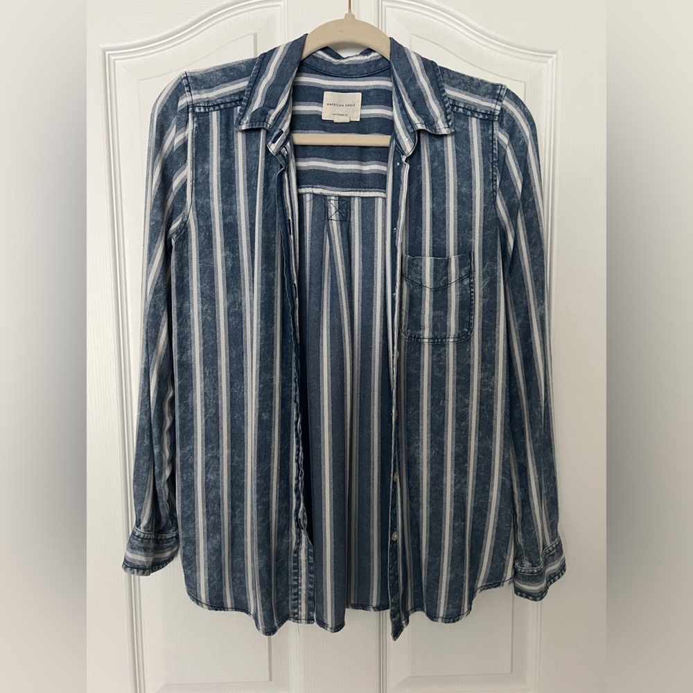 Button Down American Eagle Blouse